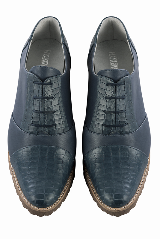 Denim blue women's casual lace-up shoes. Round toe. Flat rubber soles. Top view - Florence KOOIJMAN